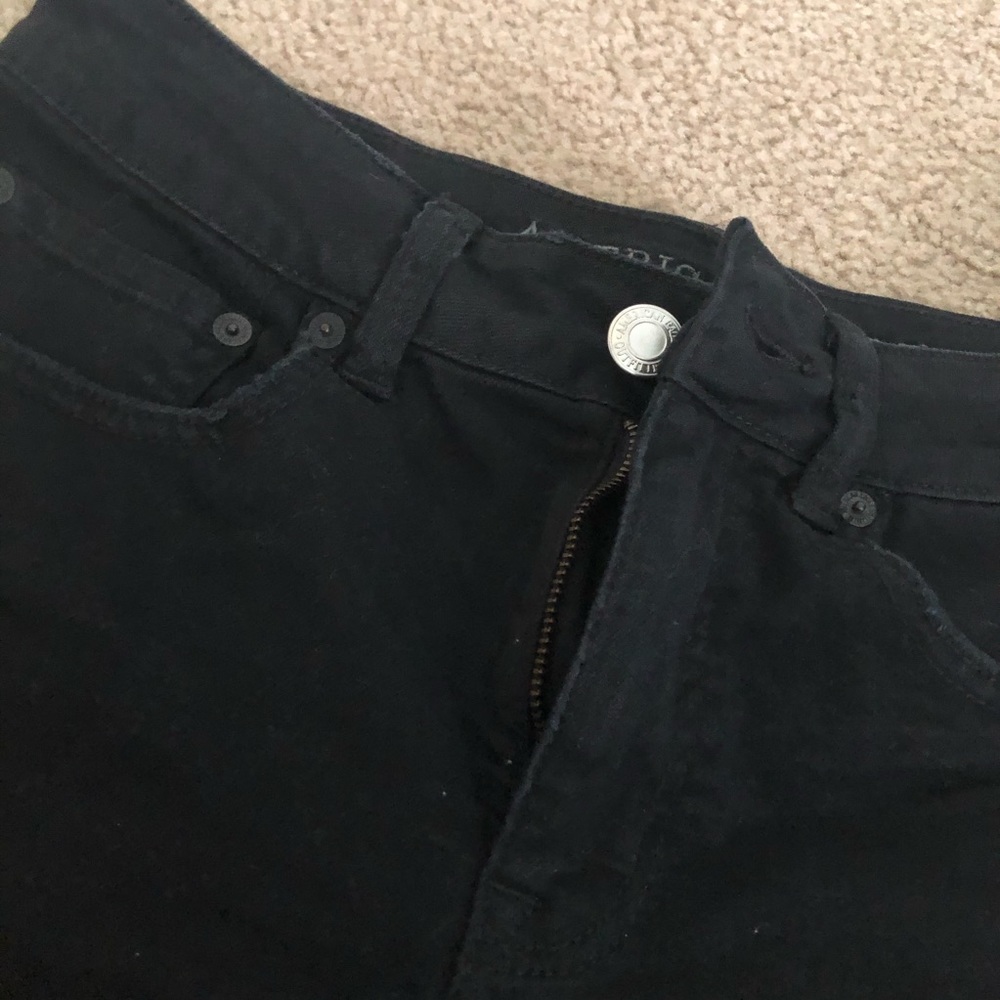 American eagle Hi-Rise festival black shorts - Picture 3 of 3